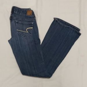American Eagle Artist Cut Jeans